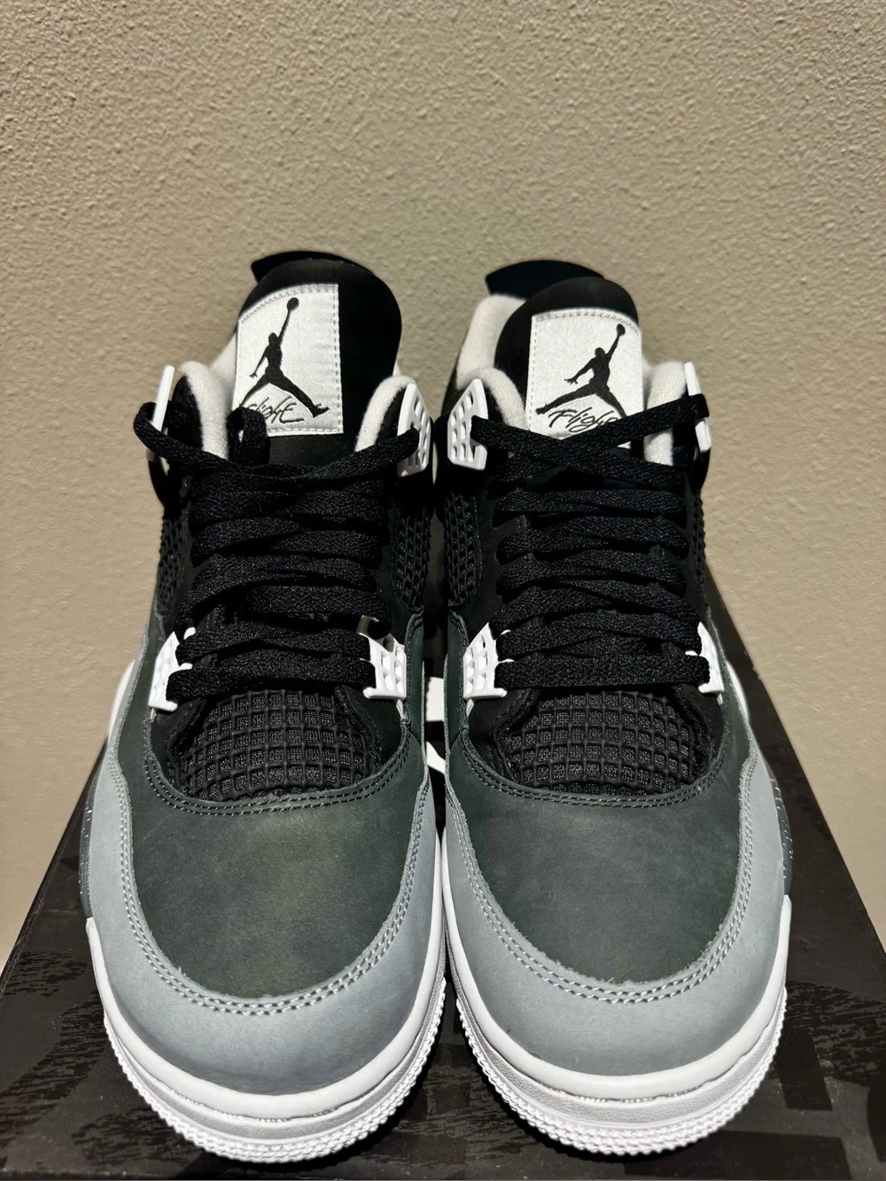 Air Jordan 4 Retro  “Fear” Size 12.5